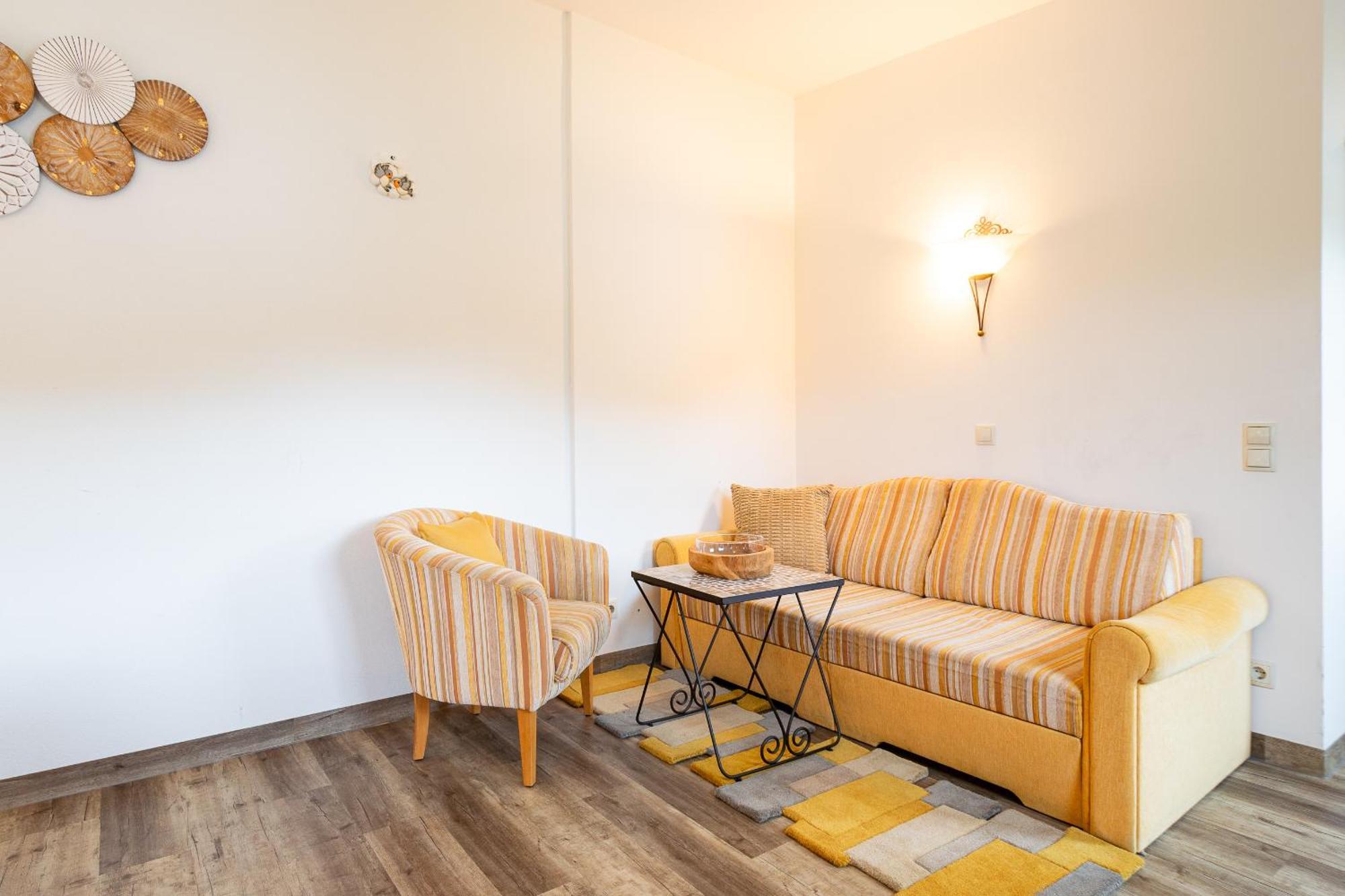 Landhotel Hubengut Bed And Breakfast ラートシュタット エクステリア 写真